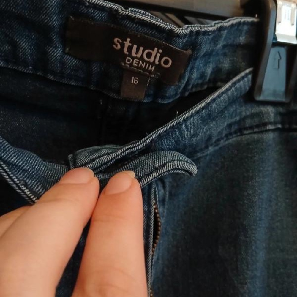 Skinny jeans